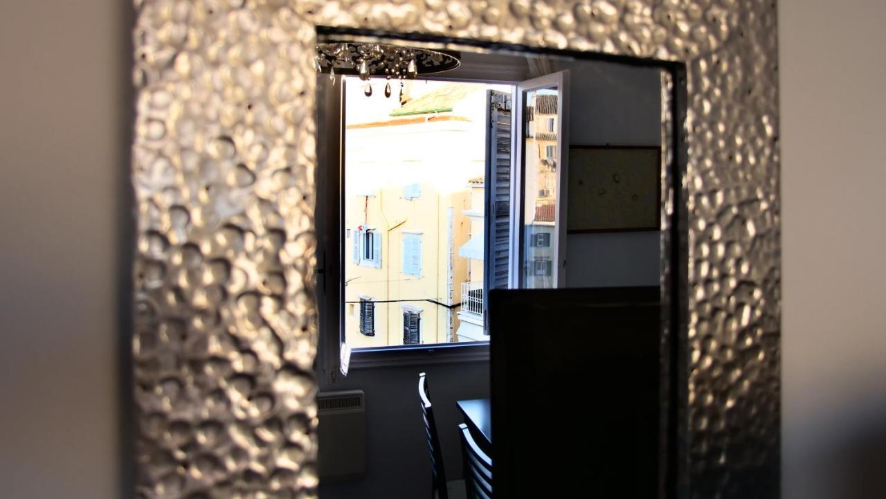 Heart-Warming Eleni Apartment In Corfu Town Exteriér fotografie